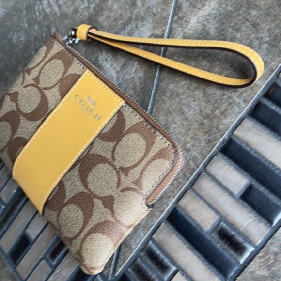 COACH Signature PVC Leather Corner Zip Wristlet - Picture 5 of 16